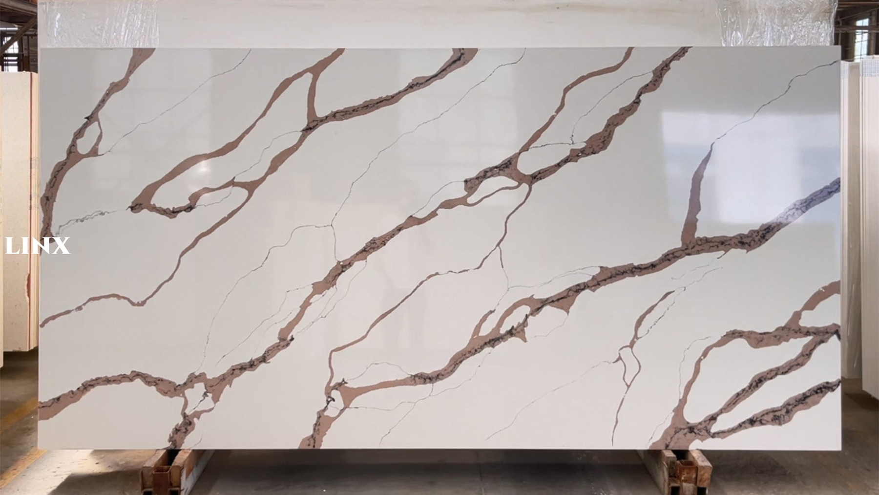 LX7292 CALACATTA WHITE QUARTZ STONE LINX SURFACES
