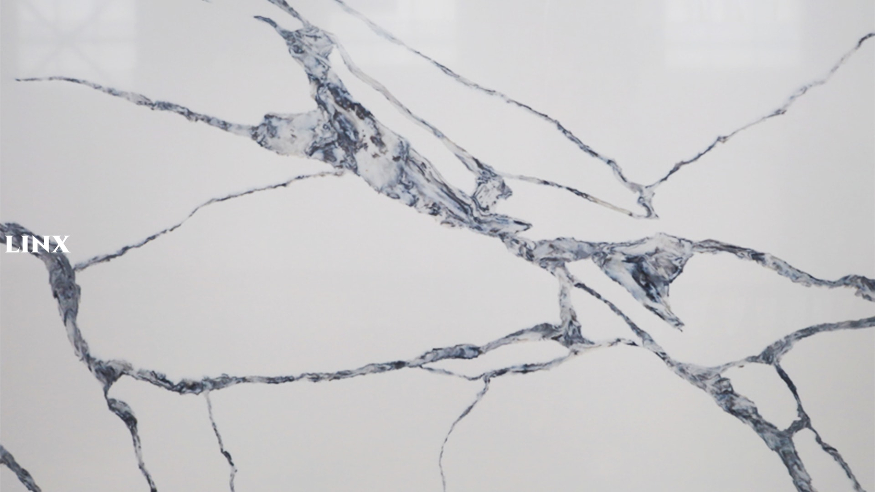 LX8031 CALACATTA WHITE QUARTZ STONE DEATIL 1 LINX SURFACES