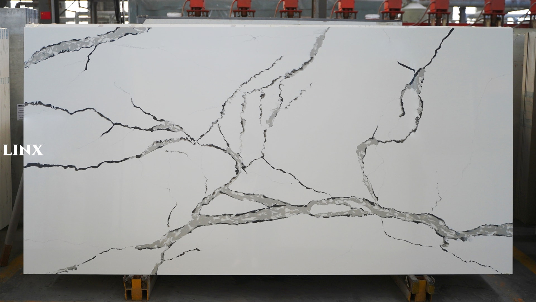 LX8114 CALACATTA WHITE QUARTZ STONE LINX SURFACES