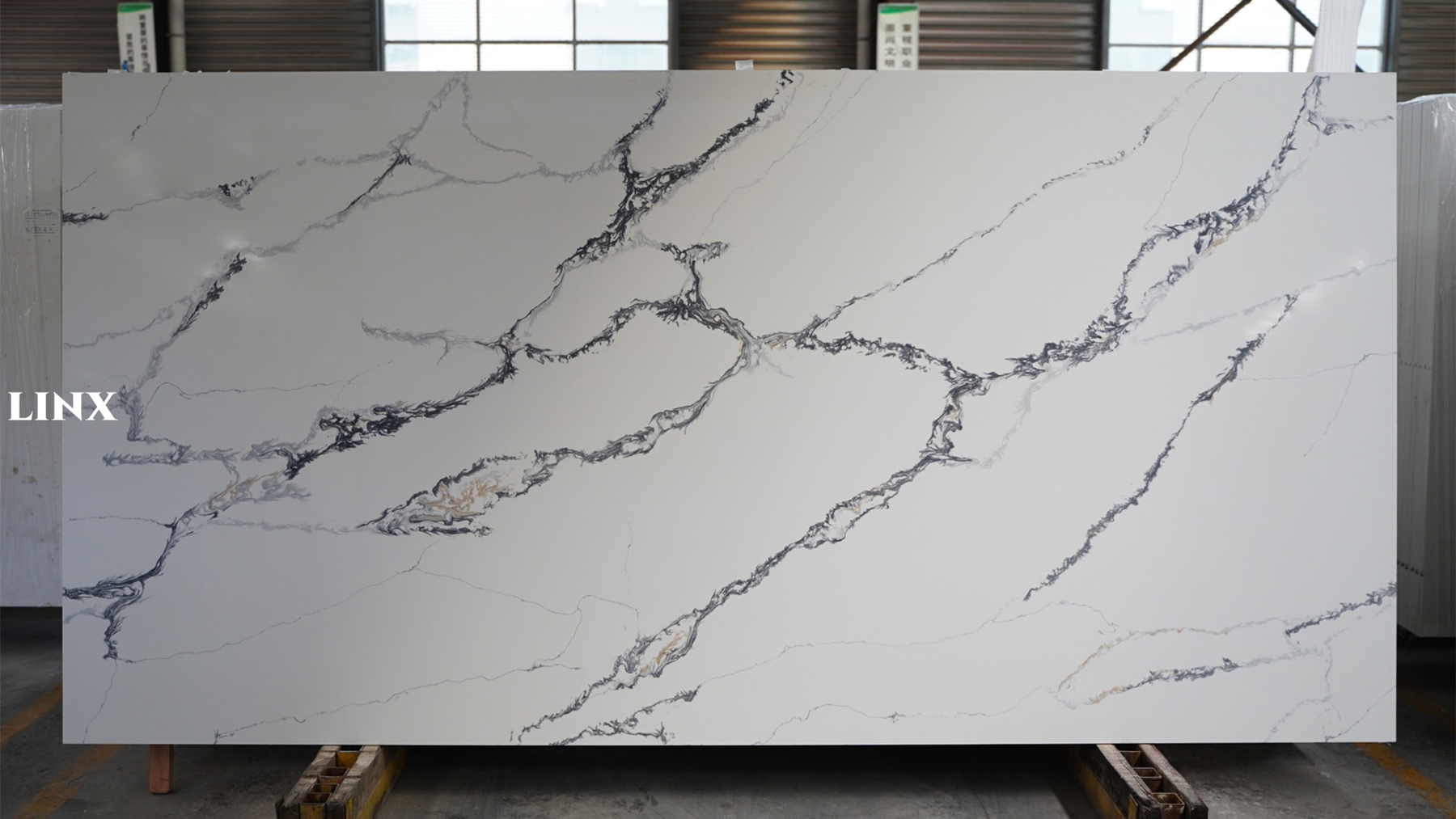 LX8122 CALACATTA WHITE QUARTZ STONE LINX SURFACES