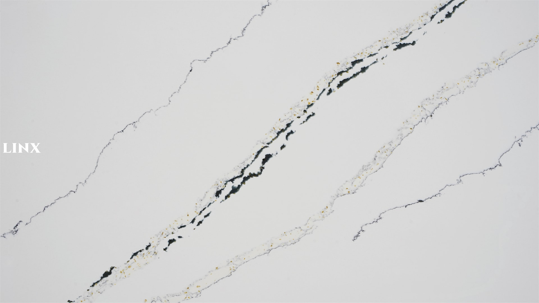 LX9007 SILK GOLD QUARTZ STONE CLOSE UP 3 LINX SURFACES