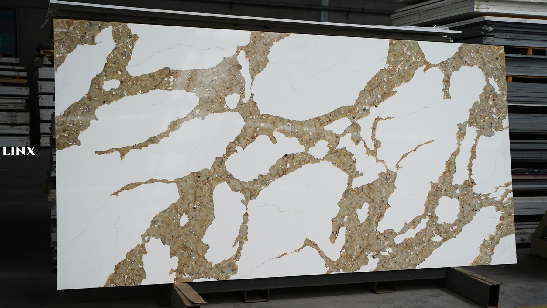 LX9011 PANDARA LUXURY QUARTZ STONE 1 LINX SURFACES