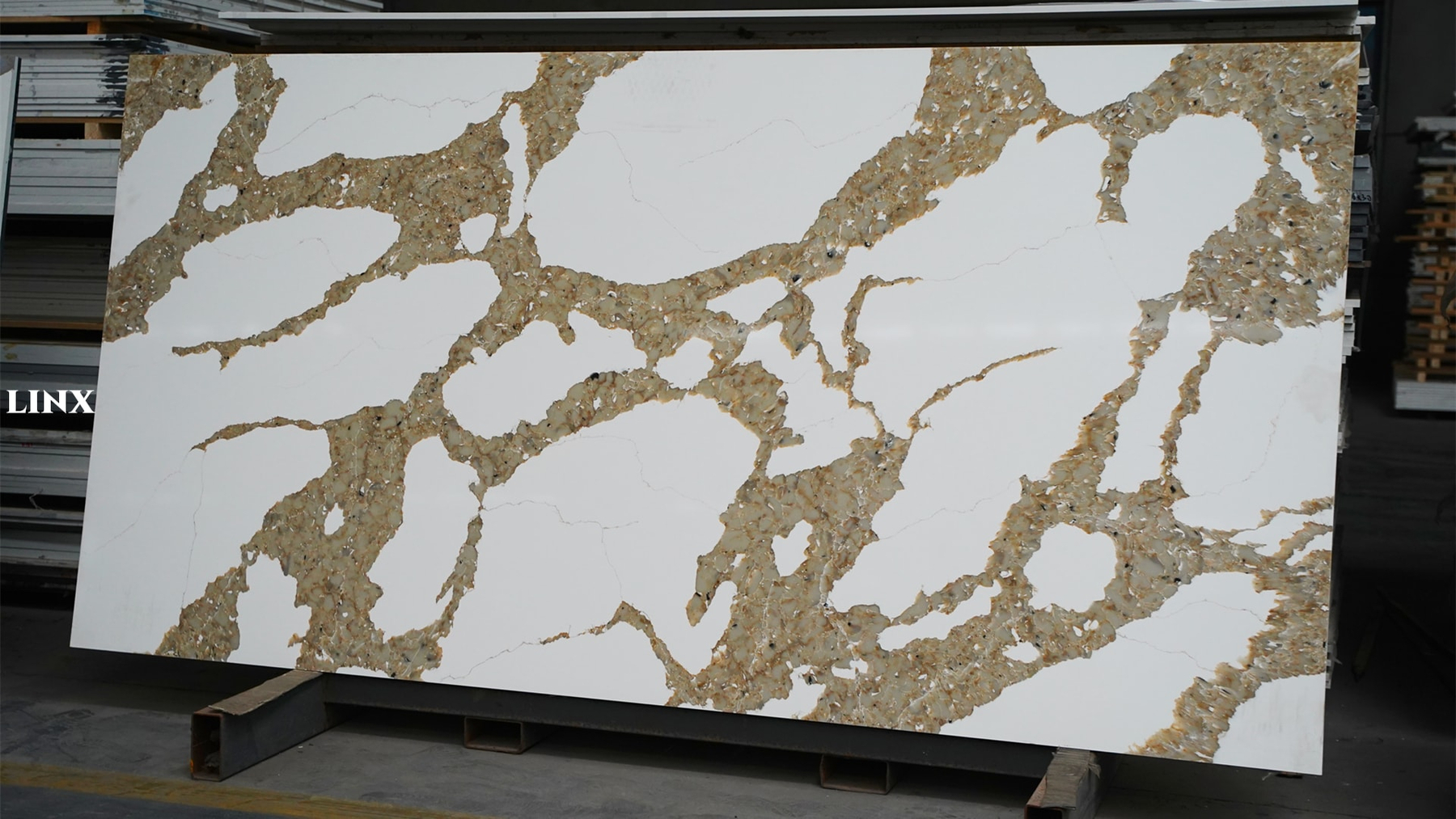 LX9011 PANDARA LUXURY QUARTZ STONE 2 LINX SURFACES