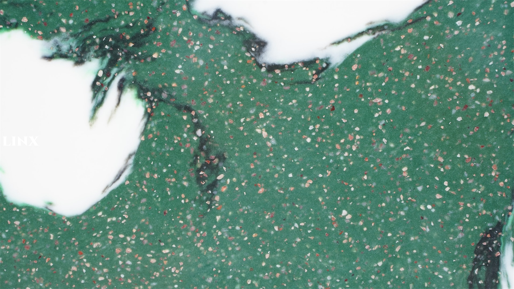 LXM9018 SMOOTH GREEN JADE STONE CLOSE UP 5 LINX SURFACES