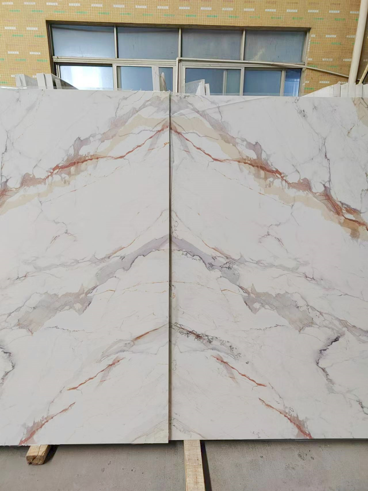 Printed Quartz Stone The Best Seller Pattern Bookmatch Detail