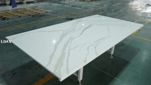 Very Classic Calacatta Pattern Made Quartz Stone Countertop Feature