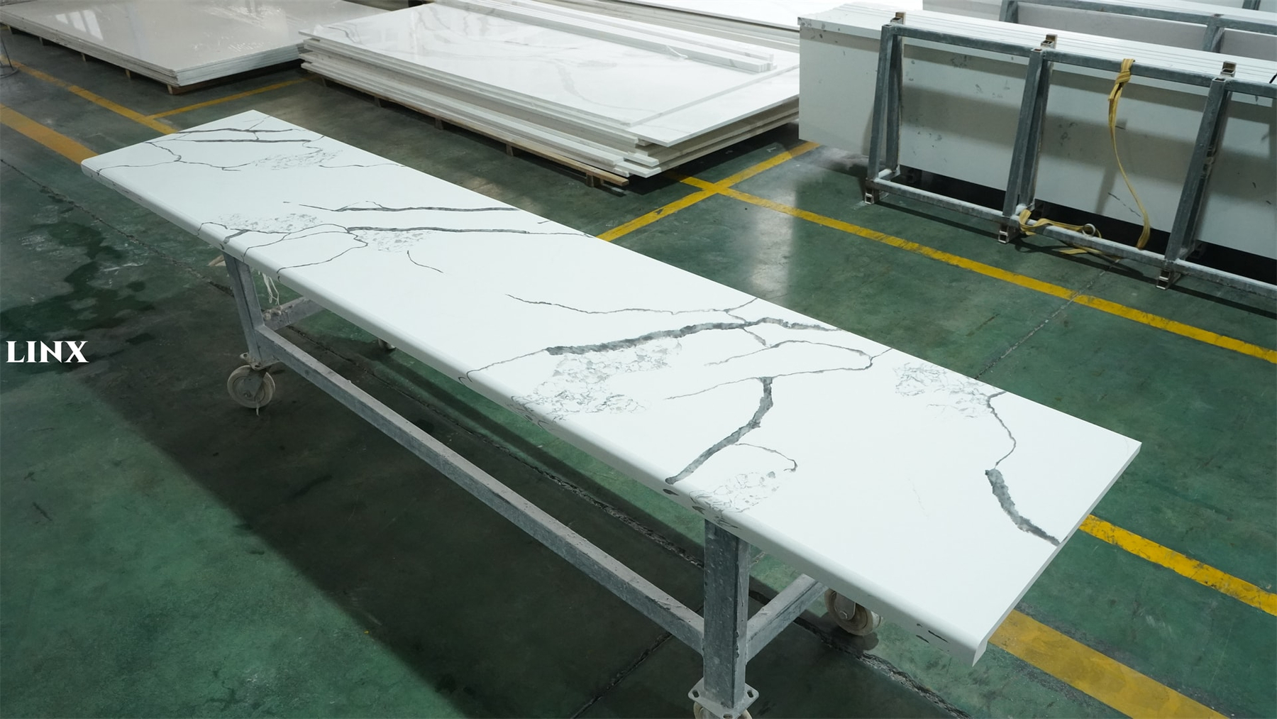 Quartz Calacatta Pattern LX1009 Countertop 1 Linx Surfaces