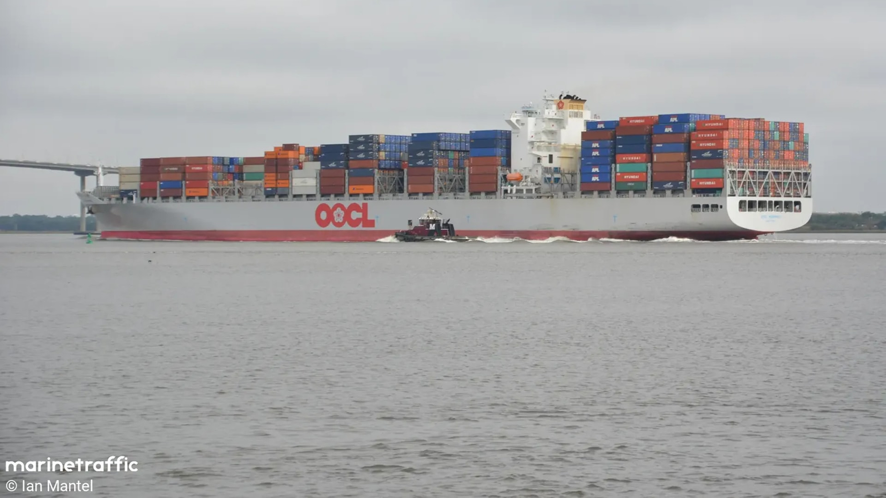 SHIP OOCL MEMPHIS