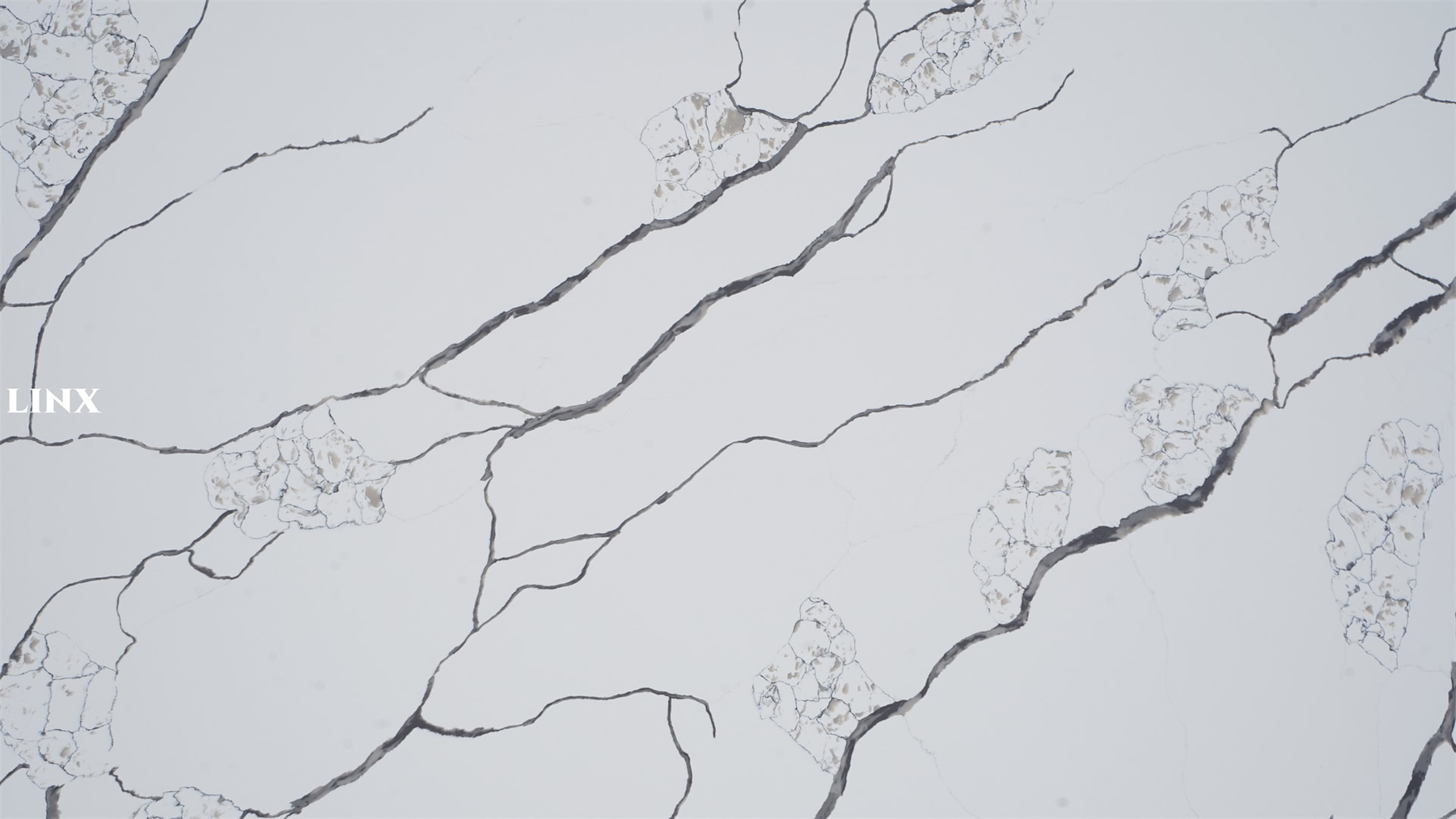 Super Popular Quartz Calacatta Pattern LX1009 Close Up 1 Linx Surfaces