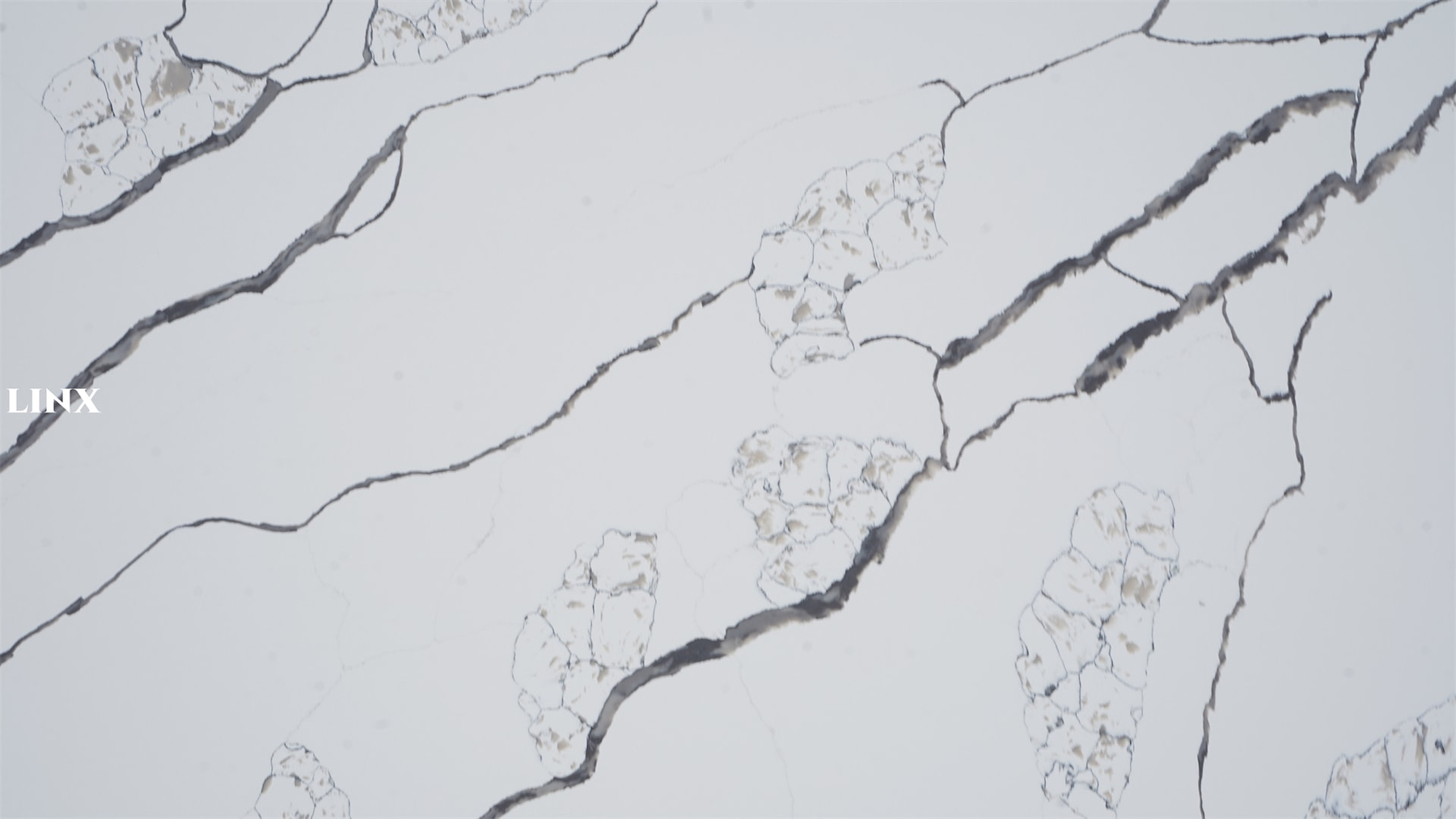 Super Popular Quartz Calacatta Pattern LX1009 Close Up 3 Linx Surfaces