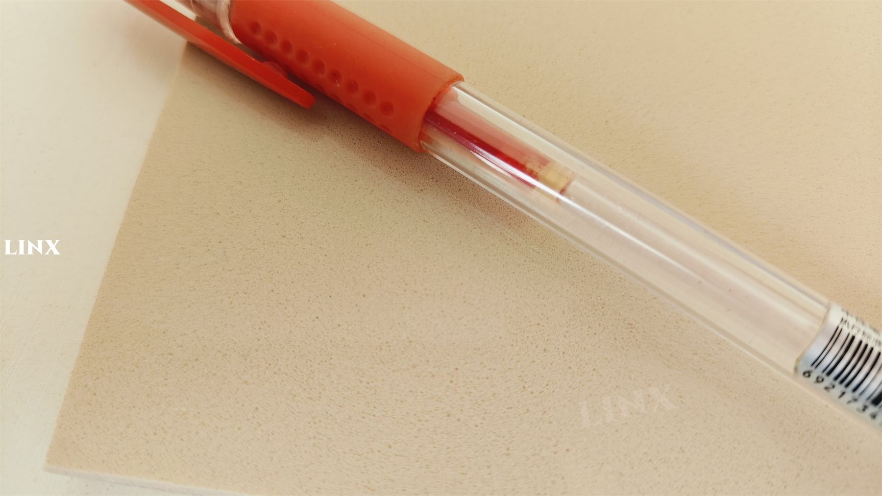 LX1005 PURE BEIGE QUARTZ STONE 4 LINX SURFACES