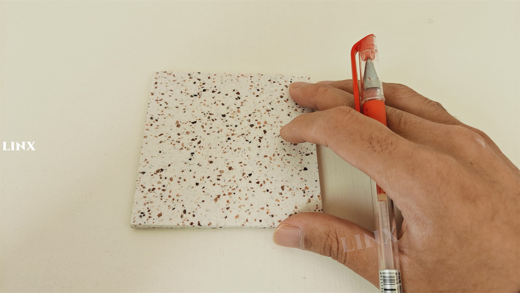 LXY1801 FLECK WHITE QUARTZ JADE STONE 3 - LINX SURFACES