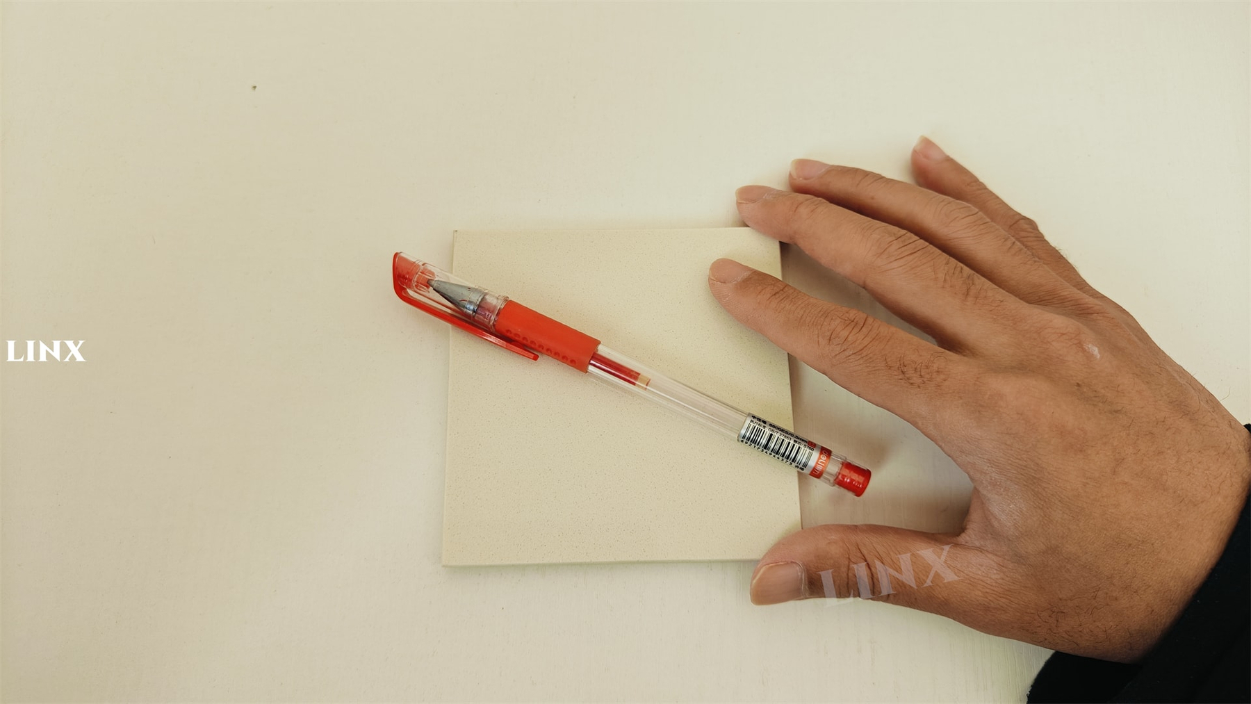 QUARTZ STONE PURE CREAM LX1008 SAMPLE DETAIL 4 - LINX SURFACES