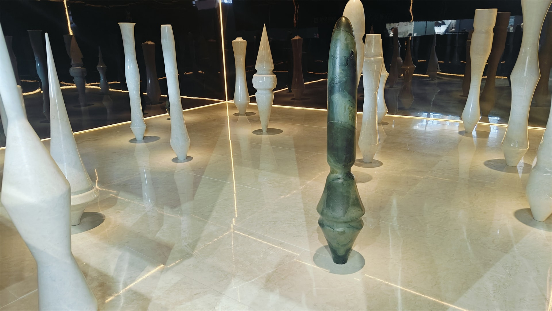 Stone Rhombic - Xiamen Stone Fair Art