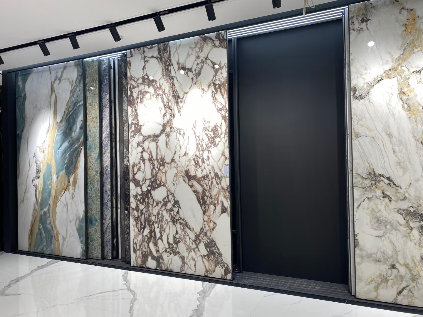 Bold & Artistic Designs Sintered Stone