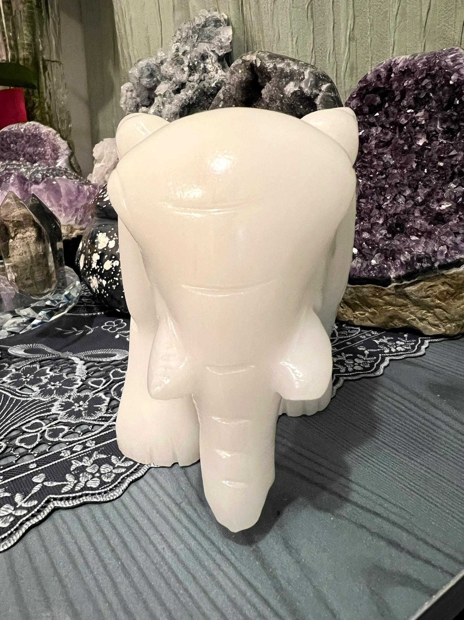 White Jade Stone Elephant (1) White Jade Stone Elephant (1)
