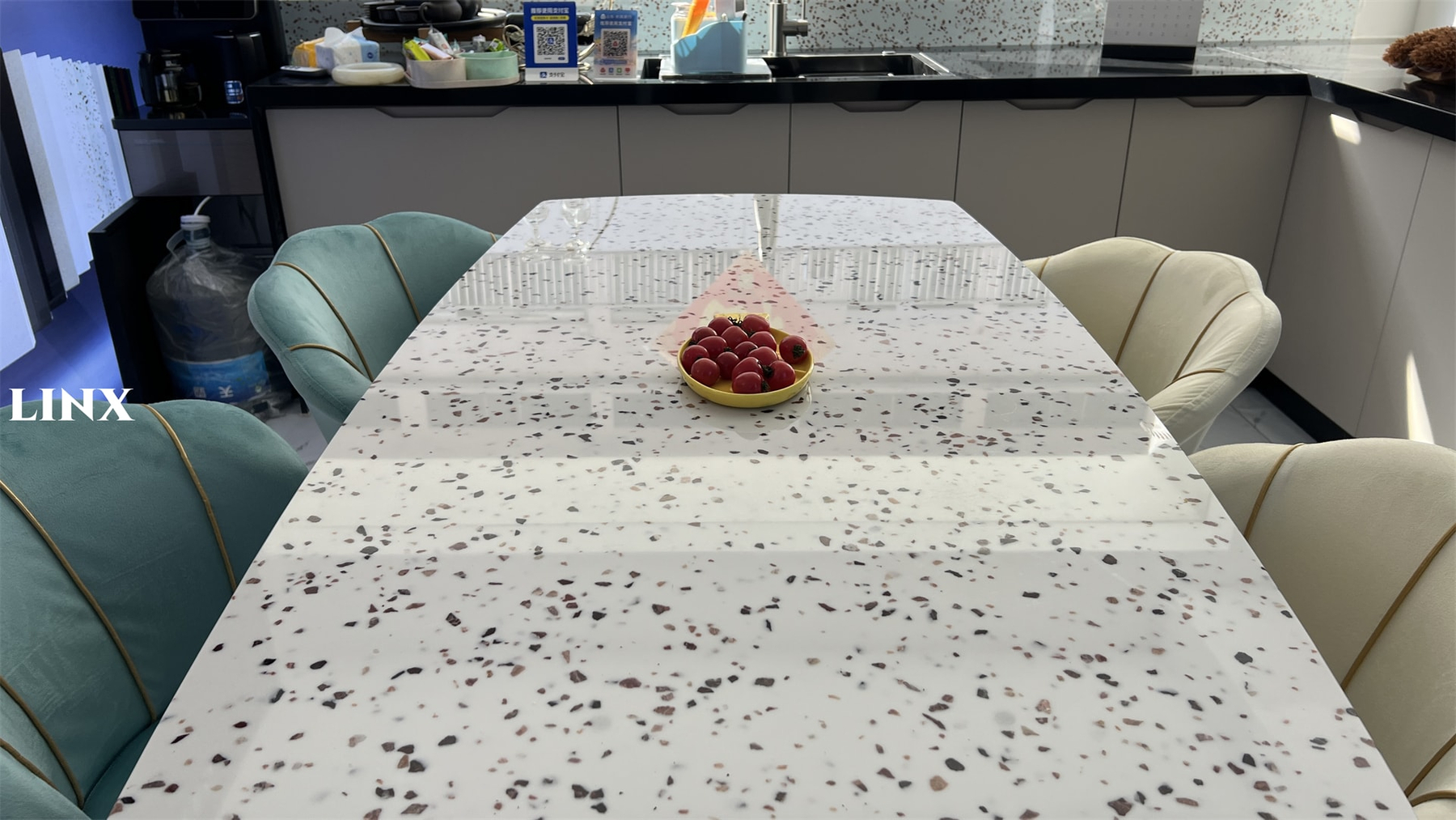 Jade Stone White Big Grain 4 Linx Surfaces