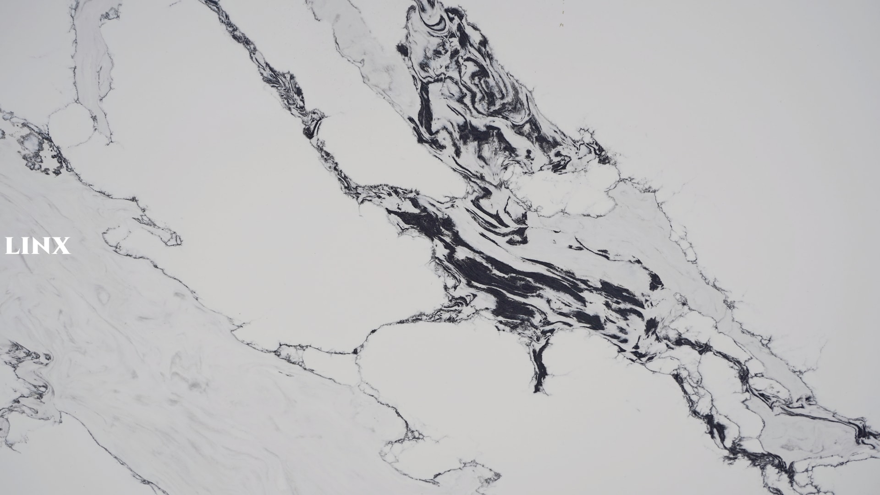 LX9043 CALACATTA WHITE QUARTZ STONE DETAIL 3 LINX SURFACES