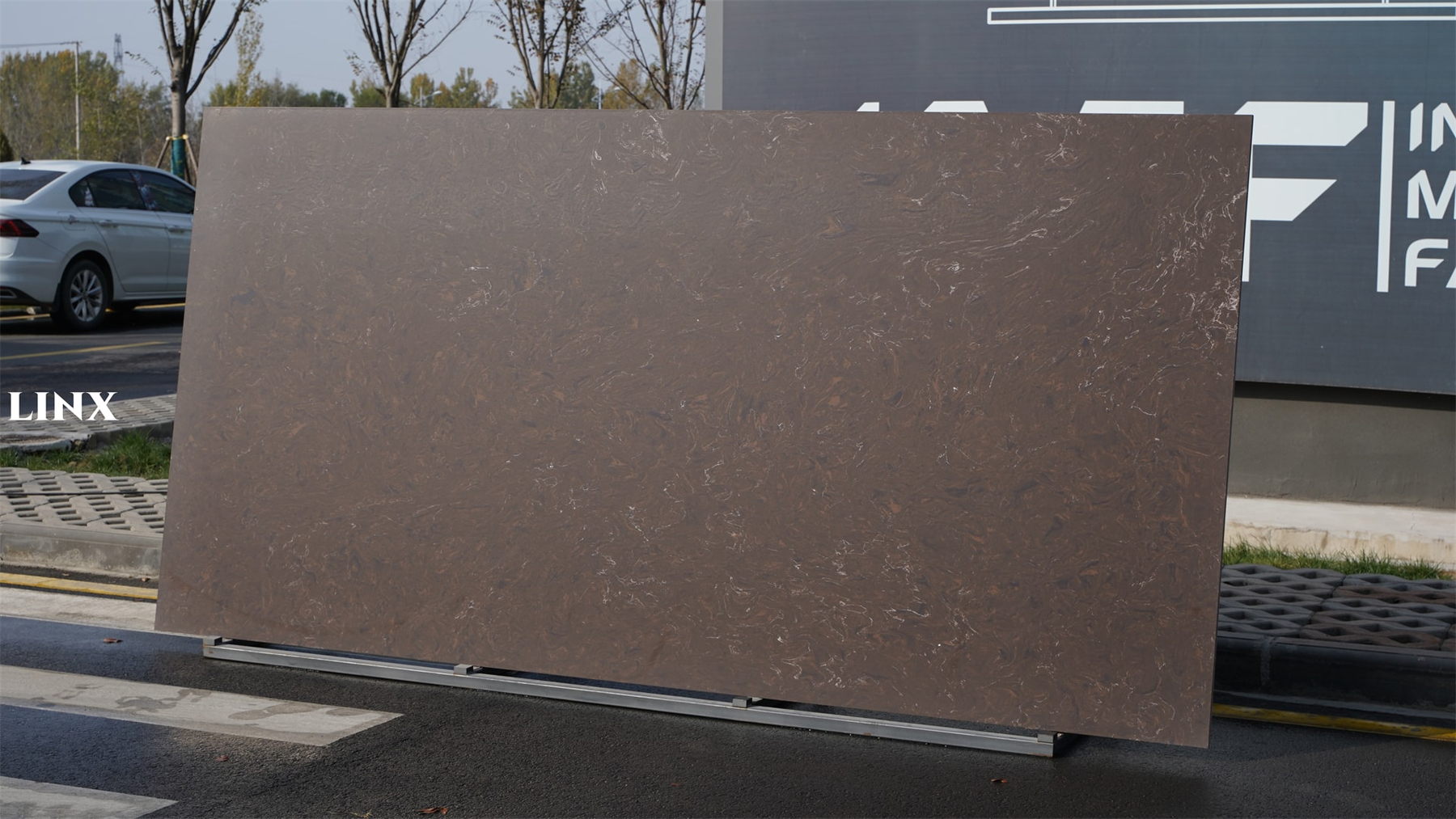 LXM9032 TEA PARTY LEATHER SURFACE OUTDOOR PIC 2 JADE STONE LINX SURFACES