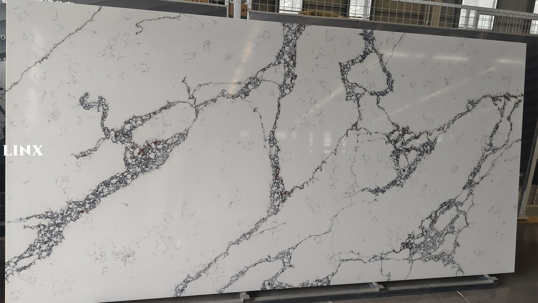 LXM9055 CALACATTA WHITE JADE STONE 1 LINX SURFACES