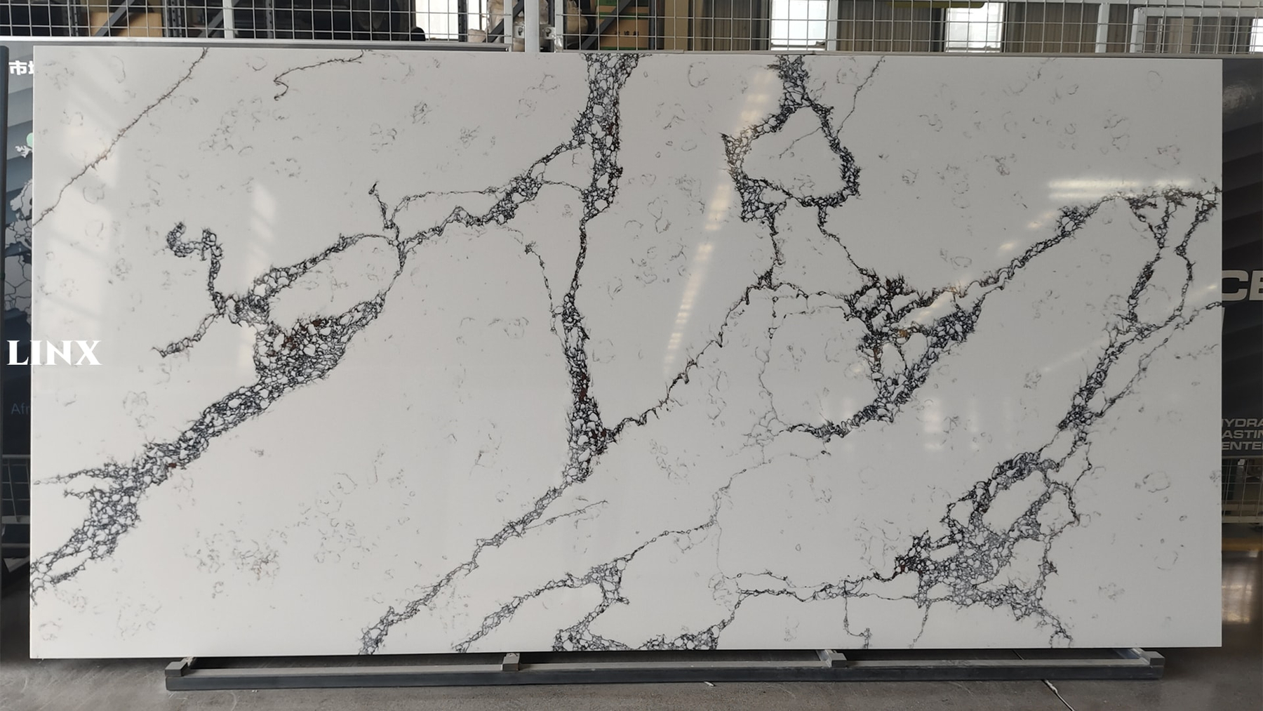 LXM9055 CALACATTA WHITE JADE STONE LINX SURFACES