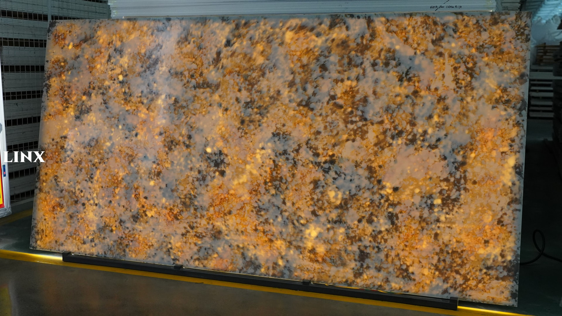 LXM9061 GLOWING CLOUD JADE STONE BACK LIGHT EFFECT 2 LINX SURFACES