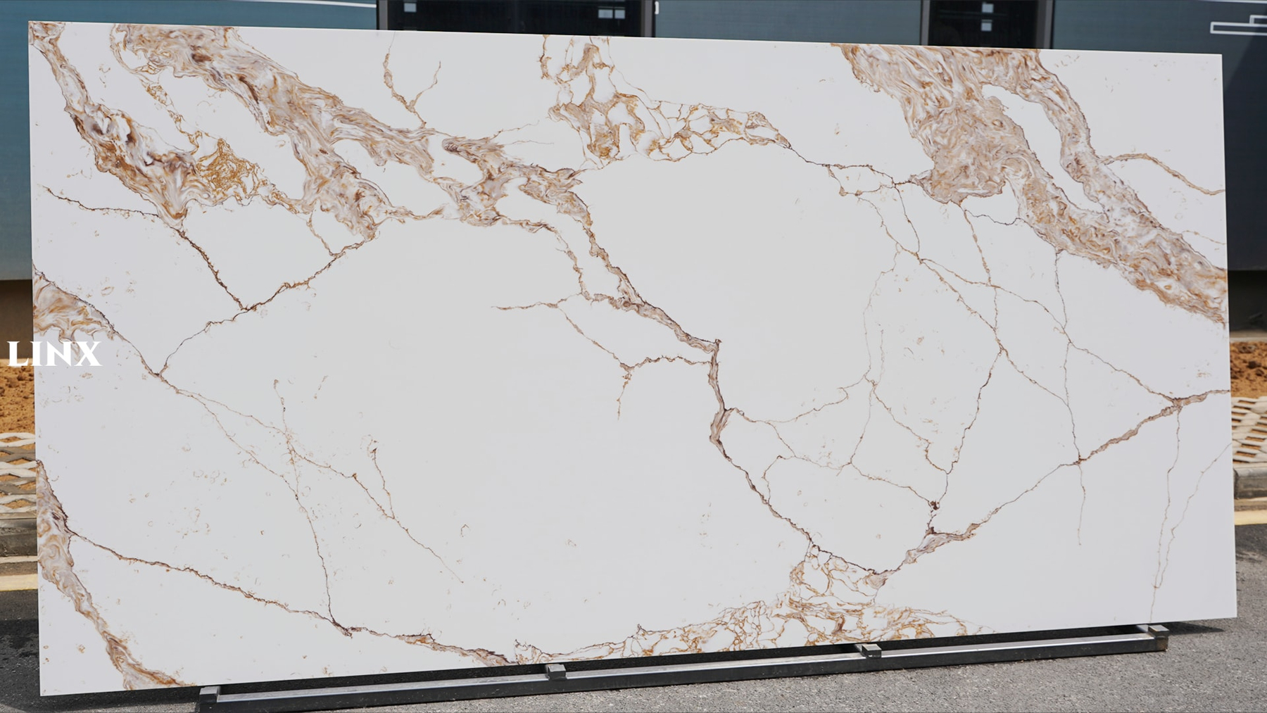 LXM9075 GOLDEN RIVIERA JADE STONE 1 LINX SURFACES