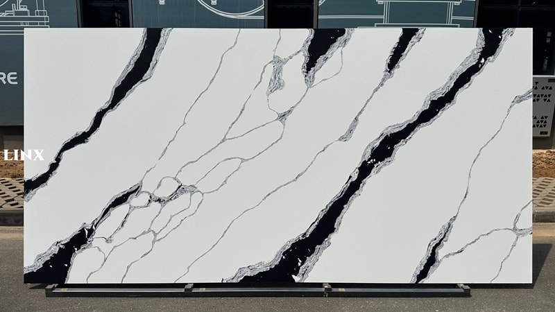 LXM9078 CALACATTA WHITE JADE STONE LINX SURFACES FEATURE