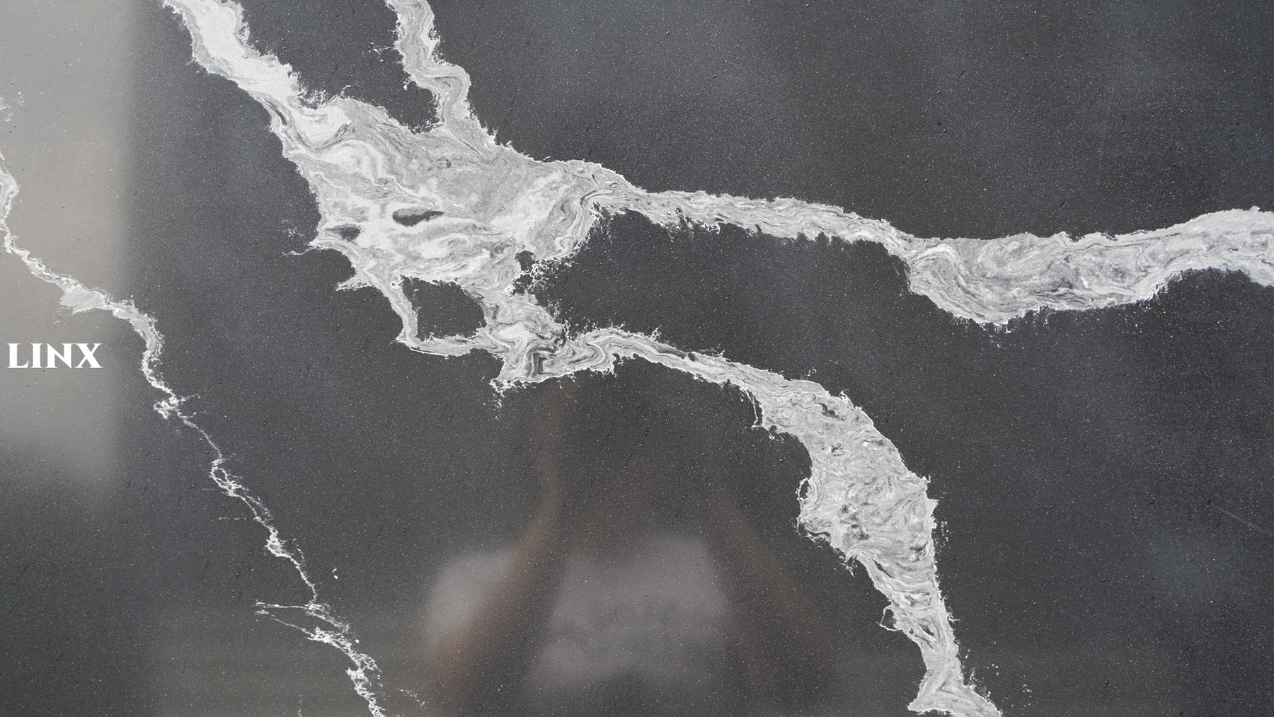 LXM9090 CALACATTA BLACK JADE STONE DETAIL 3 LINX SURFACES