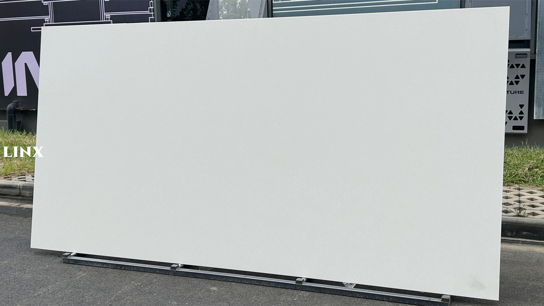 LXM9101 JADE LACE JADE STONE 2 LINX SURFACES