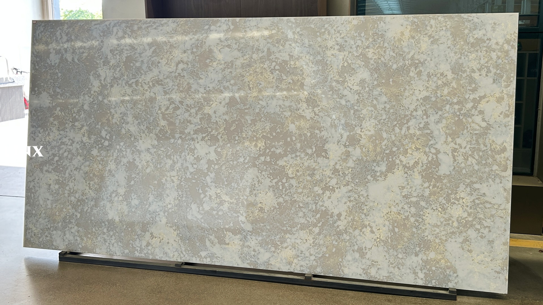 LXM9111 JADE WHISPER JADE STONE 2 LINX SURFACES