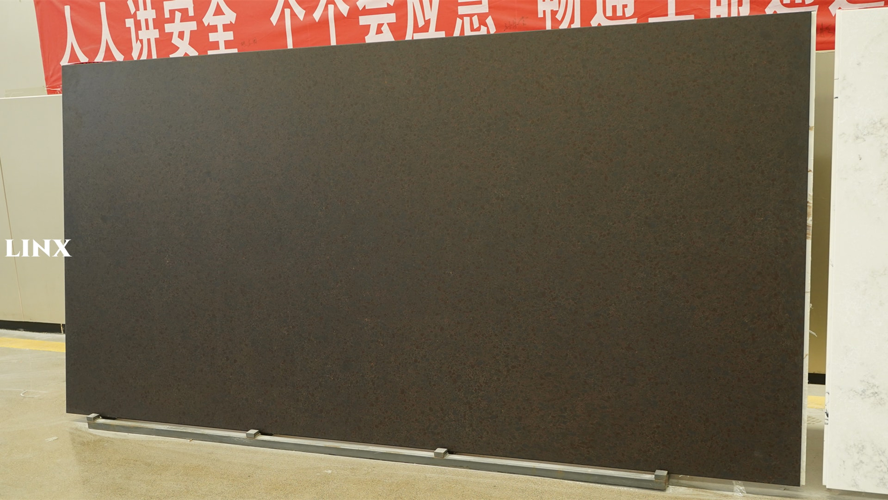 LXM9118 OXIDE BURNT JADE STONE LEATHER ING 2 LINX SURFACES