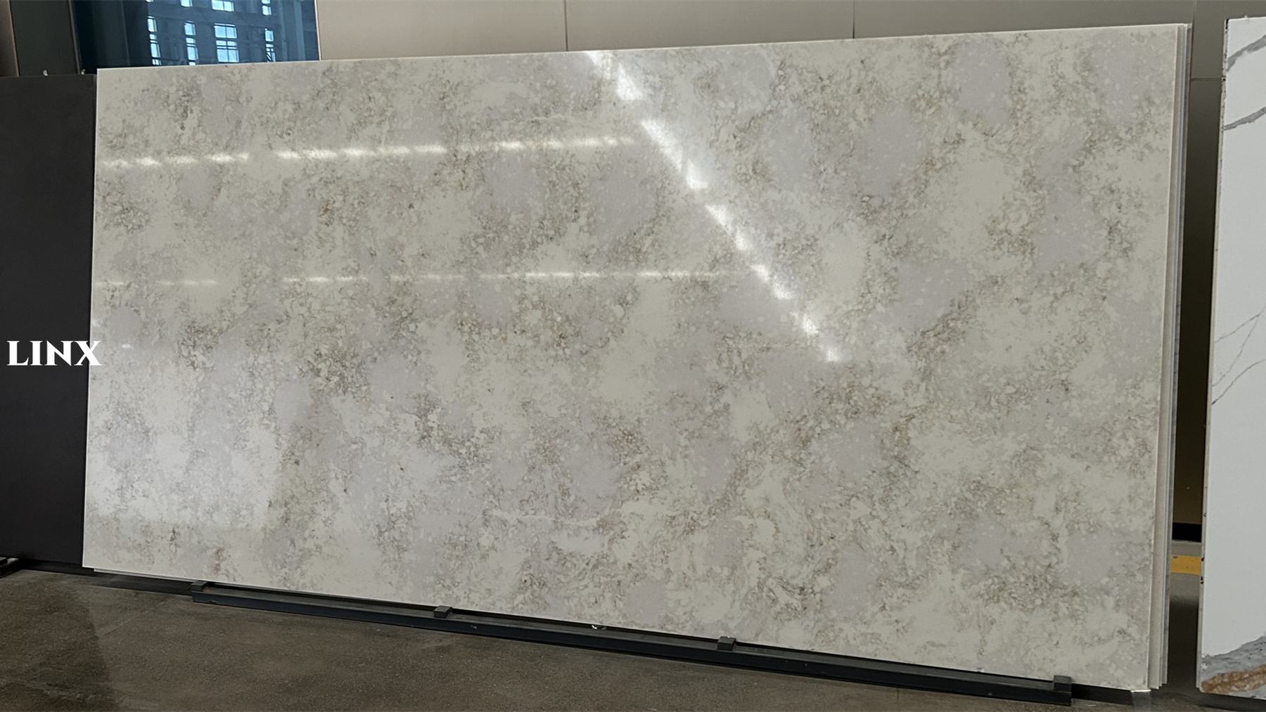 LXM9123 IVORY CASHMERE JADE STONE 2 LINX SURFACES