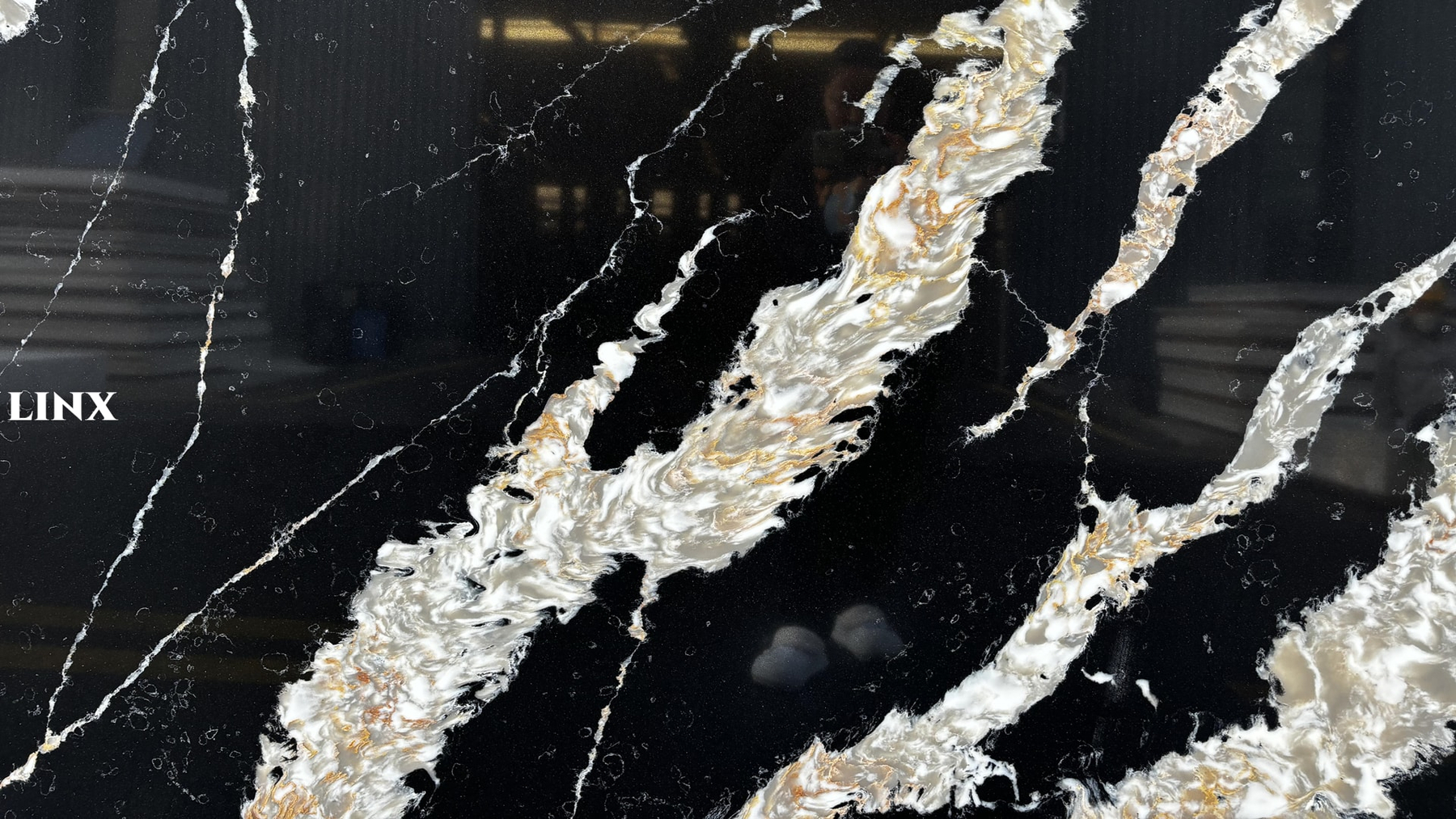 LXM9138 POWERFUL BLACK JADE STONE DETAIL 2 LINX SURFACES